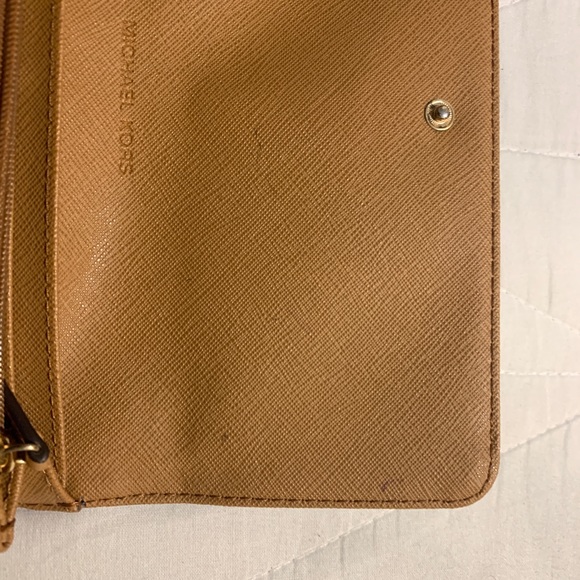 MK Wallet - Picture 4 of 6